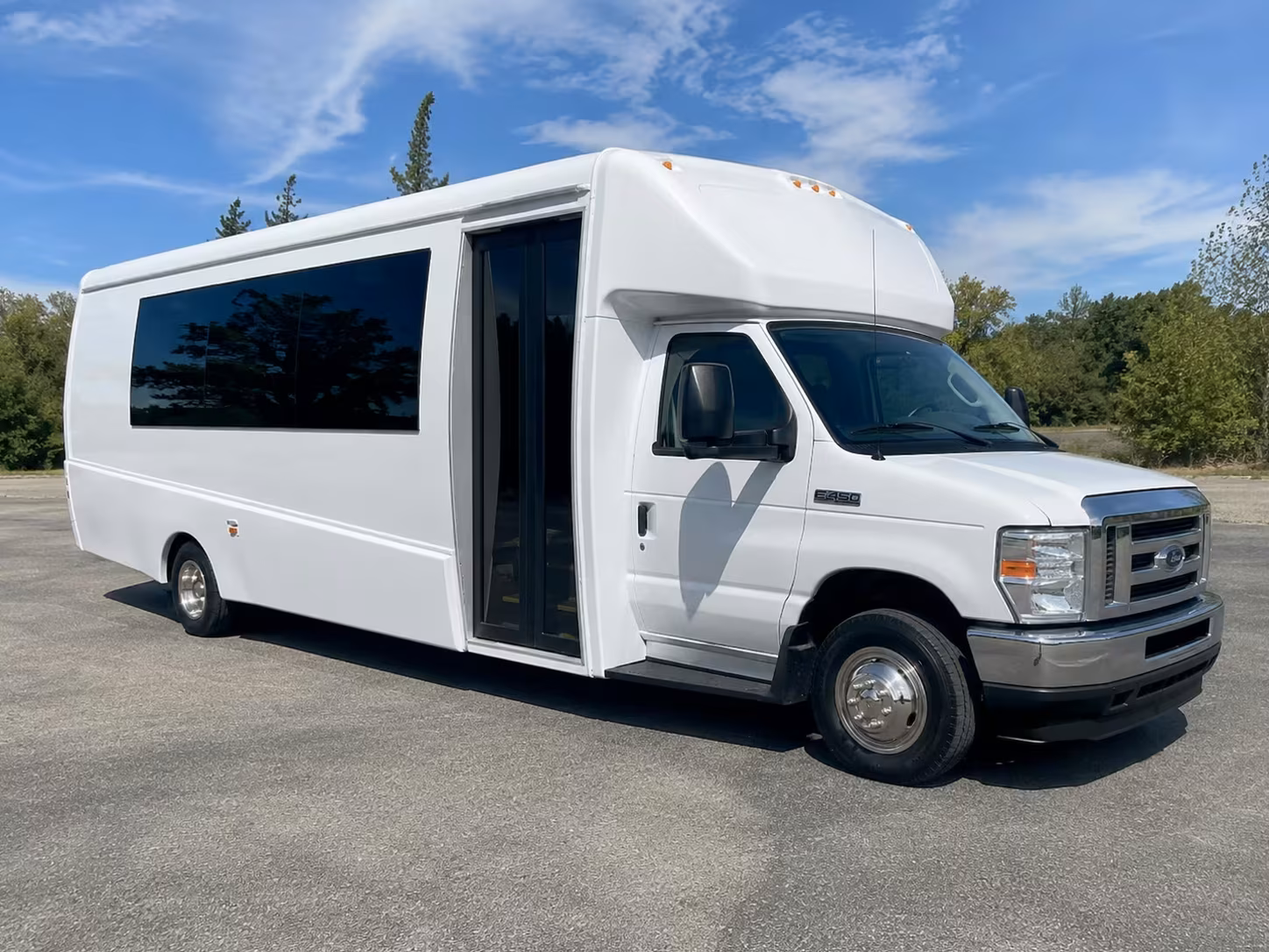 bachelorette and bachelor party bus rentals in nampa idaho