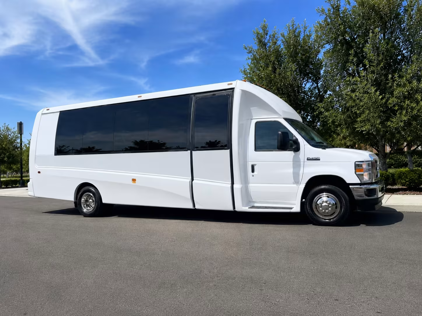 nampa minibus rentals for military ceremonies and training